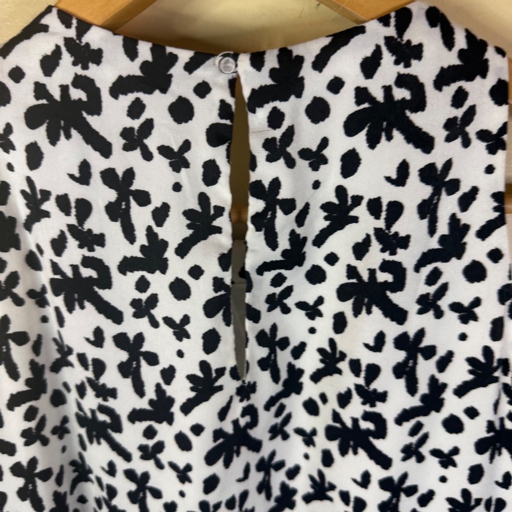 BUNDLE MNG (2) Sheath Dress Cherry Red Printed Keyhole Back Size XS/4 Careerwear - Picture 11 of 11